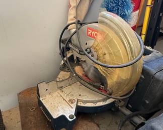 Ryobi TS1340 Compound Miter Saw