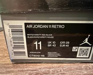 Air Jordan 11 Retro 'Varsity Red'
