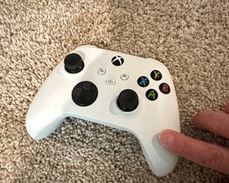 Microsoft Xbox 360 Console with Kinect and Controllers