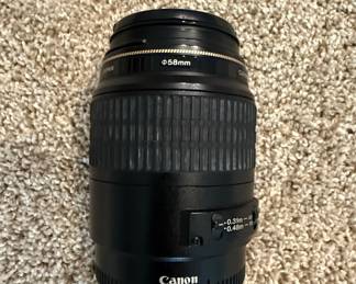 Canon EF 100mm f/2.8 Macro USM Lens