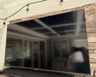 Hisense 75-inch 4K UHD Smart TV