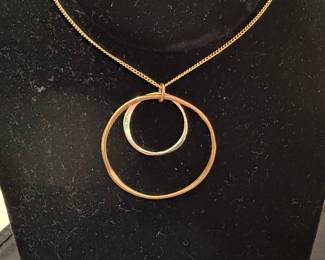 Interlocking Circles Necklace