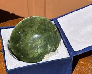 Jade bowl
