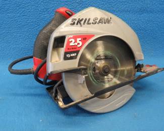 Lot 356. Skilsaw 2.5 HP circular saw, 3/8" Skil drill, and a variable speed Black and Decker jigsaw