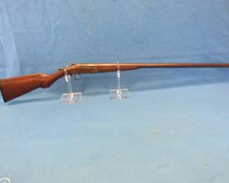 Lot 401. Long Range Winner 12-gauge single shot shotgun. NSN. Usability unknown.