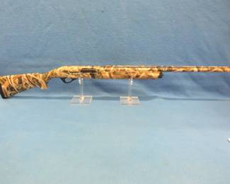 Lot 11. Franchi Affinity Ducks Unlimited 12-gauge semi-auto shotgun. S/N BL93222Z19. 3" chamber with a 28" barrel. Excellent condition.