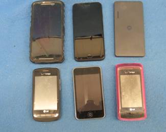 Lot 265. Five old mobile phones and a power pack. All untested.