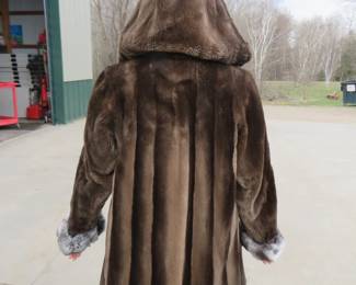Lot 335. Women's size 10/12 sheared beaver fur coat with chinchilla trim from Dayton's Fur Salon in excellent condition