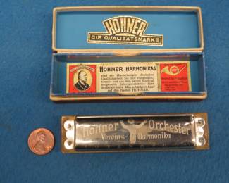 Lot 108. Vintage Hohner Orchester 1 10-hole diatonic harmonica and box in excellent condition. Sounds great.