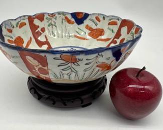 Antique Japanese Imari porcelain bowl
