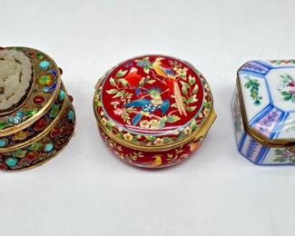 Trio of small boxes includes Chinese gilt enamel silver box