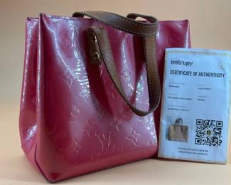 Louis Vuitton monogram Vernis Reade PM bag in dark pink