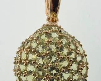14kt and peridot domed cluster pendant
