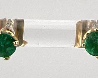 14kt gold round natural emerald stud earrings