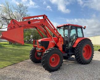 Kubota M125X Tractor