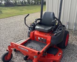 Kubota 124Z Zero Turn