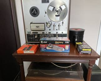 Reel to reel tape player, turntable