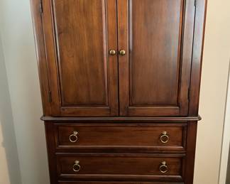 Armoire