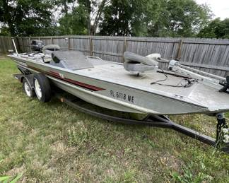 Bass Tracker boat