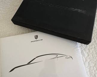 Porsche Panamera "Thrilling contradictions" Book