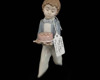 Lladro #1131 Boy with Cake Figurine