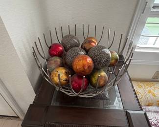 Decorative Sphere Set in Wire Basket
