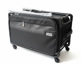 Tutto 20-Inch Carry-On Spinner Luggage