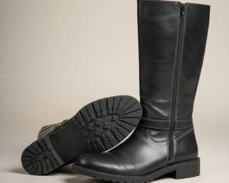 Black Leather Knee-High Boots with Side Zipper and Lug Sole