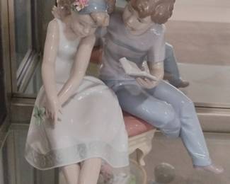 Lladro "Ten and Growing" Porcelain Figurine #7635