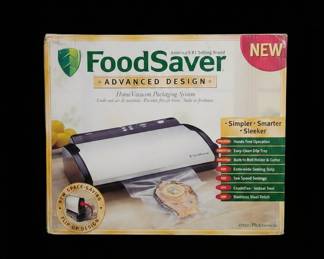 FoodSaver V2840 Plus Vacuum Sealer Starter Kit
