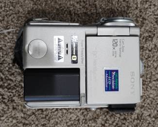 Sony DCR-TRV270 Digital Handycam Camcorder