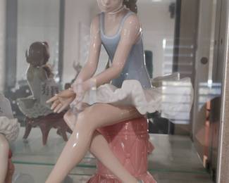 Lladro Julia Ballerina Porcelain Figurine #1361