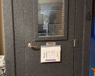 Sound Isolation Booth, voiceover, professional recording studio