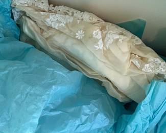#124	Wedding Dress & Veil  in Box	 $20.00 