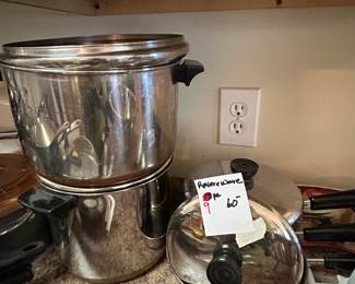 #97	Revereware Set of 9 pieces	 $60.00 