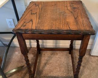 #90	Wood Spindle Leg End table - 18 square x 25	 $75.00 