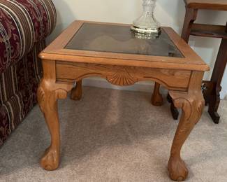 #13	Oak ball and claw feet w beveled glass top end table 24x27x27"	 $75.00 