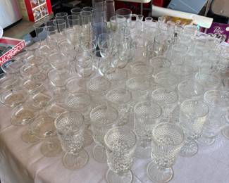 Assorted glassware