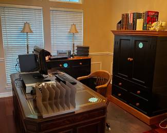 Executive desk. Armoir and buffet
