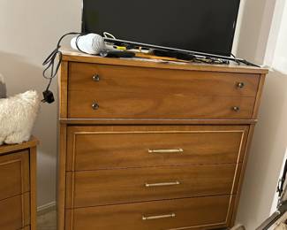 Mid-century modern dresser, part of a four piece bedroom set