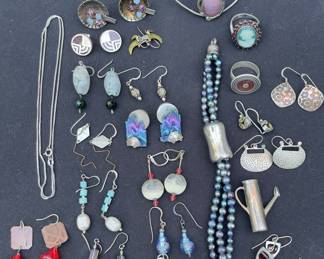 Sterling jewelry (just this picture)