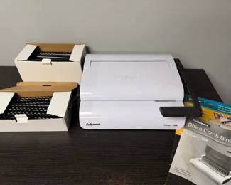 Fellowes Pulsar 300 Manual Comb Binding Machine & Accessories