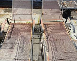 Metal Patio Lounge Chairs