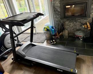 BodyCraft TDesk treadmill