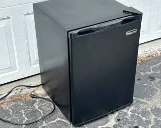 Magic Chef Mini Fridge