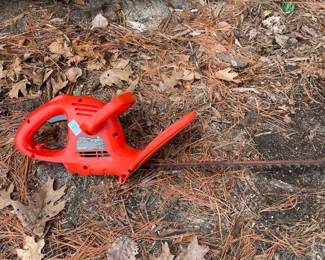 Black & Decker 17 Inch Electric Hedge Trimmer Works