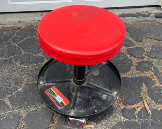 Us General Adjustable Roller Seat