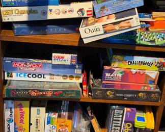 Games & Puzzles Lot