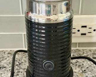 Nespresso Aeroccino 3 milk frother