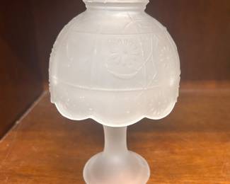 Vintage Westmoreland frosted satin fairy lamp - AS IS - $50 (or best offer)
